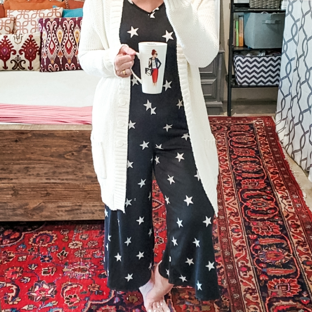 Sleeveless Black Star Pocketed Cropped Jumpsuit